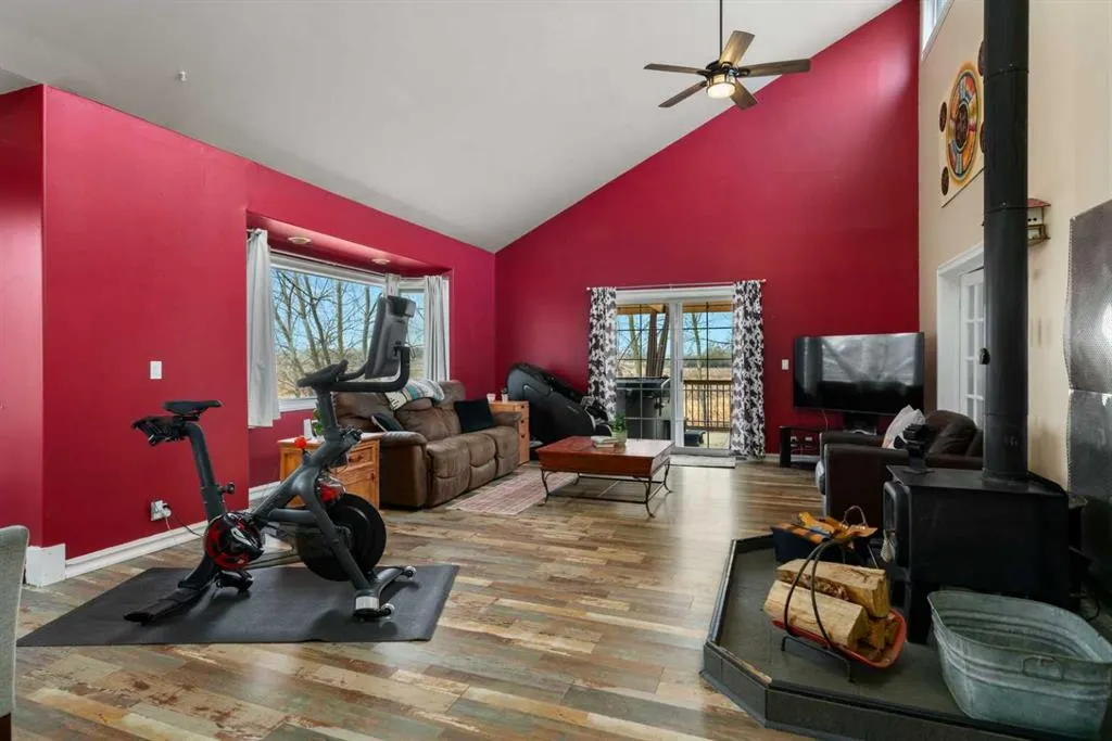 255026 Range Road 241
