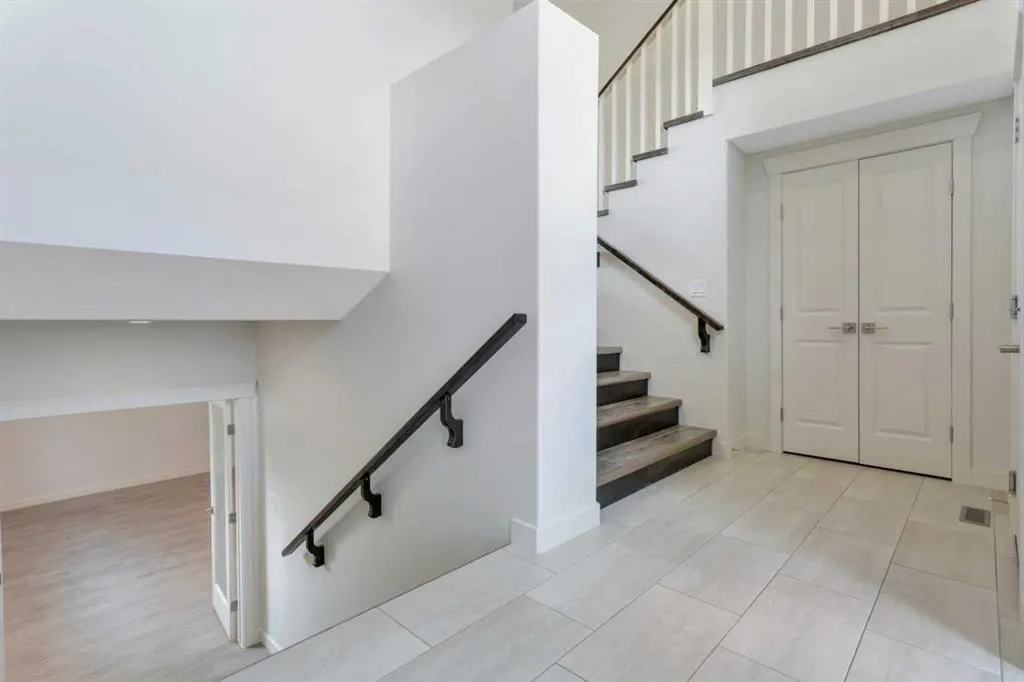 37 Valmont Street