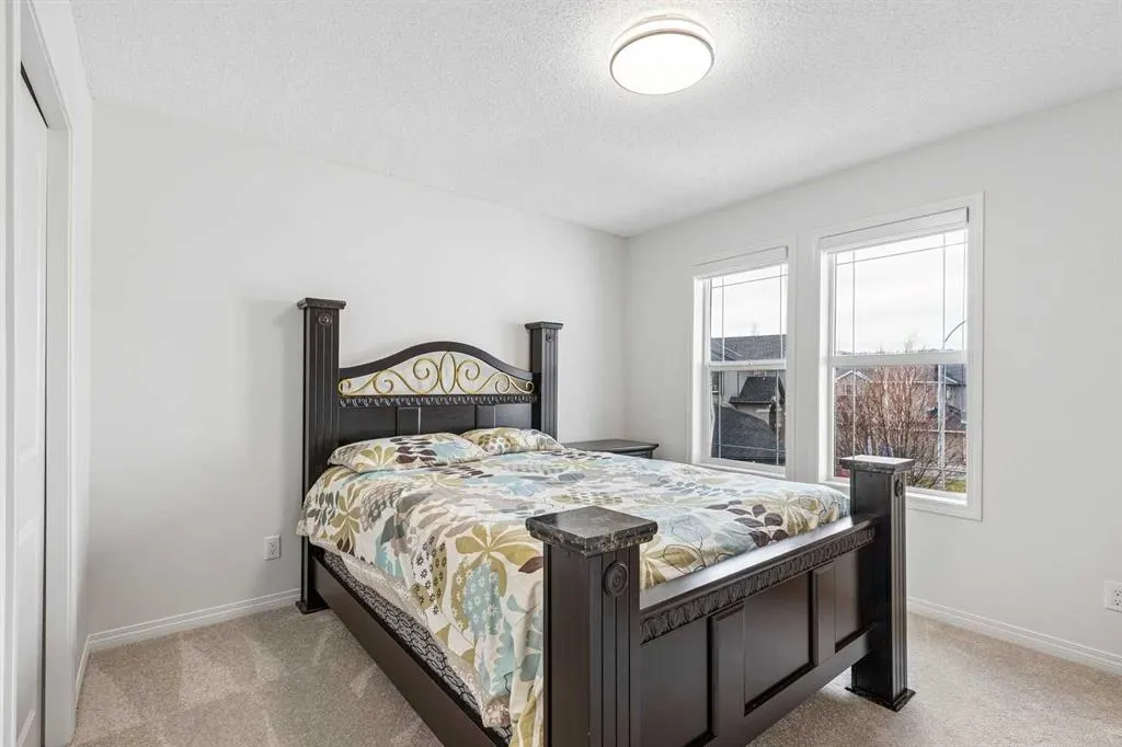 142 Kincora Point NW