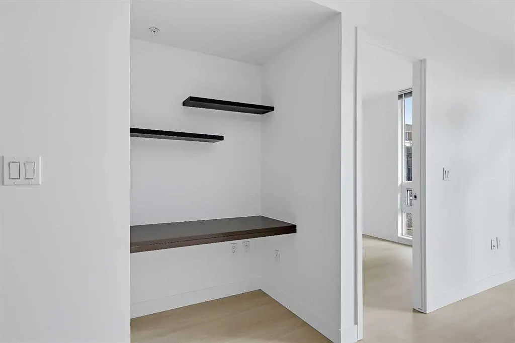 1118 12 Avenue SW #305