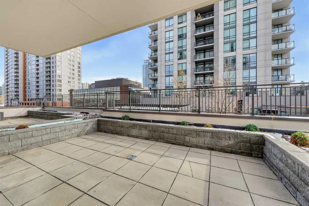 1118 12 Avenue SW #305