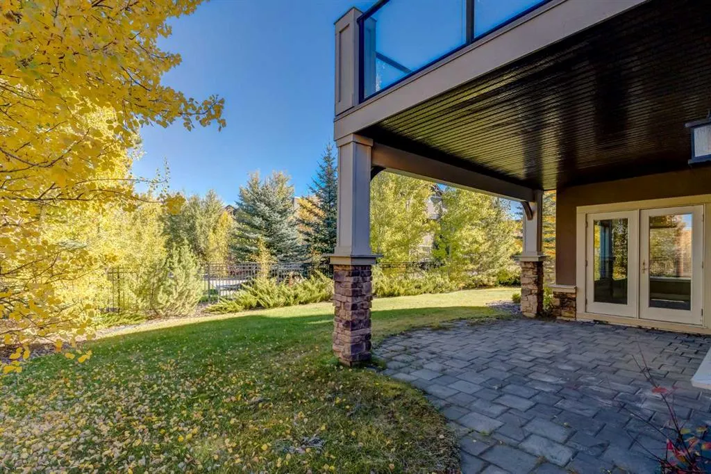 206 Waterside Court