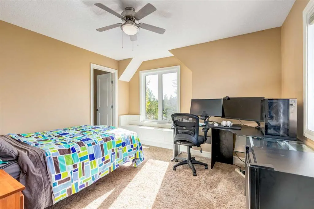 206 Waterside Court