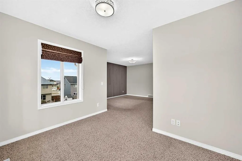 157 Sage Valley Road NW