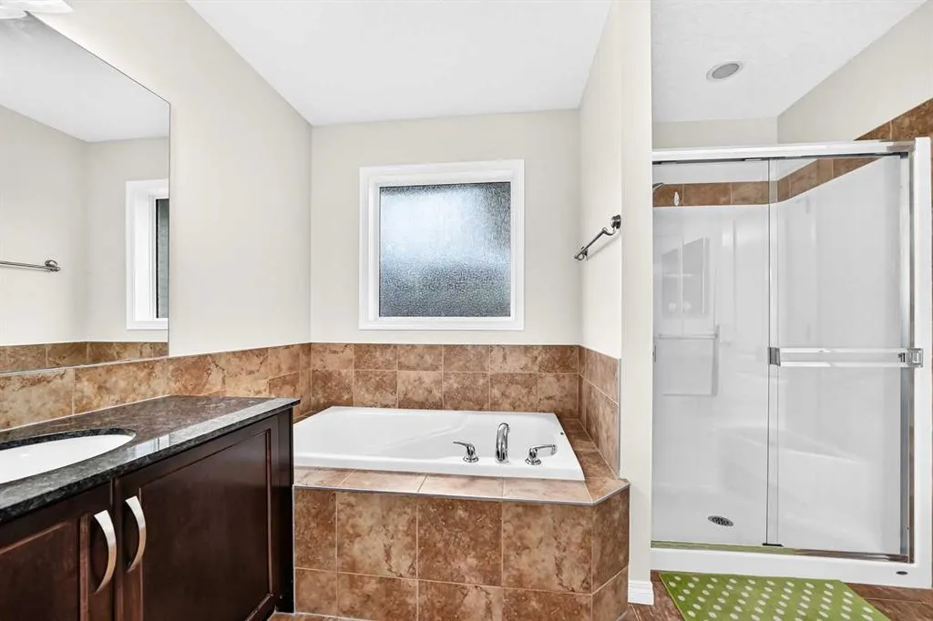 157 Sage Valley Road NW