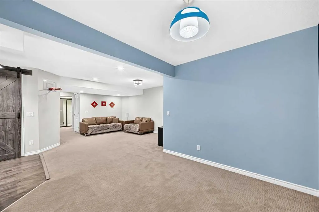 157 Sage Valley Road NW