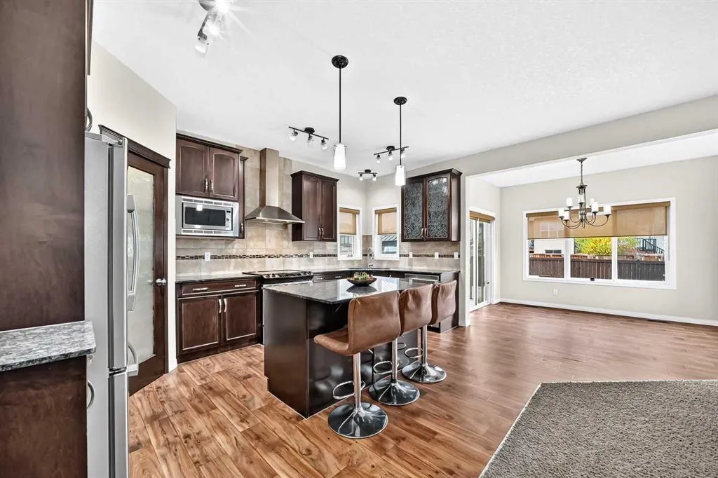 157 Sage Valley Road NW