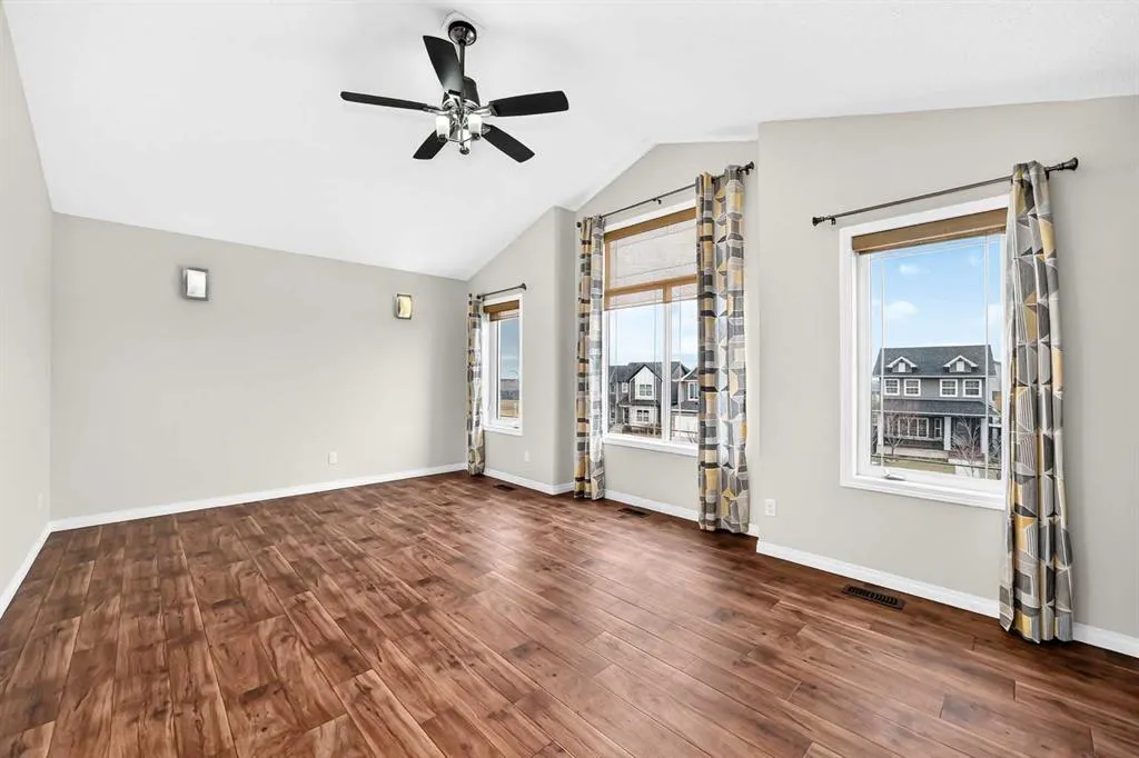 157 Sage Valley Road NW
