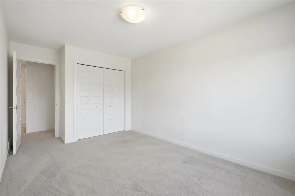 101 Evansborough Green NW