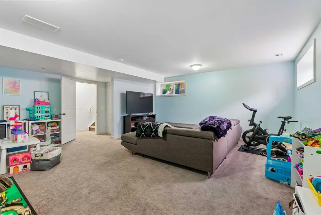 168 Sage Valley Circle NW