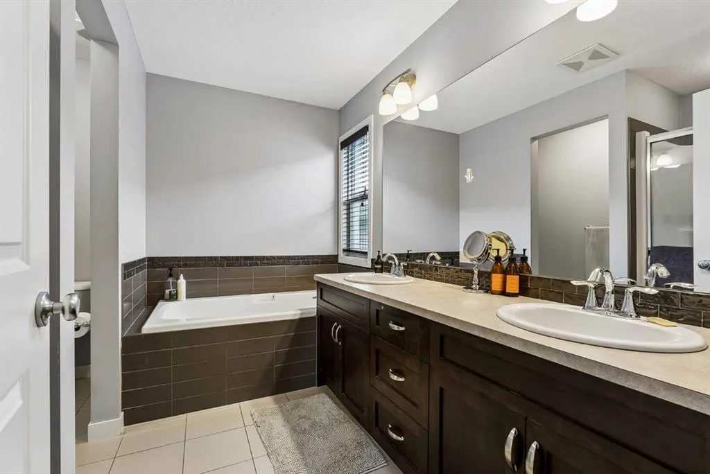 168 Sage Valley Circle NW