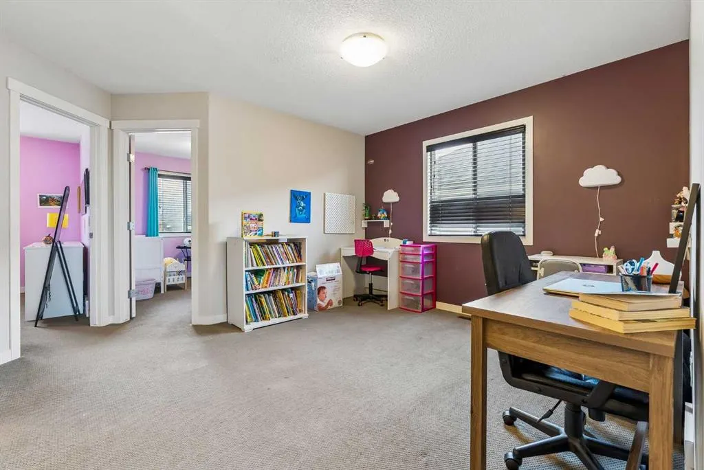 168 Sage Valley Circle NW