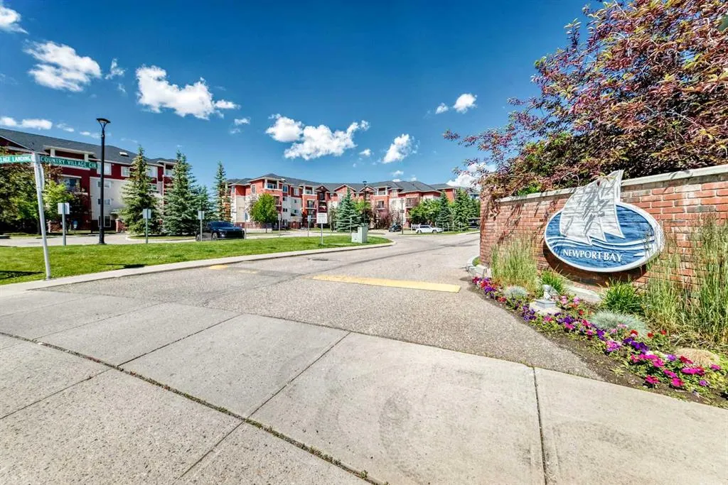 156 Country Village Circle NE #115
