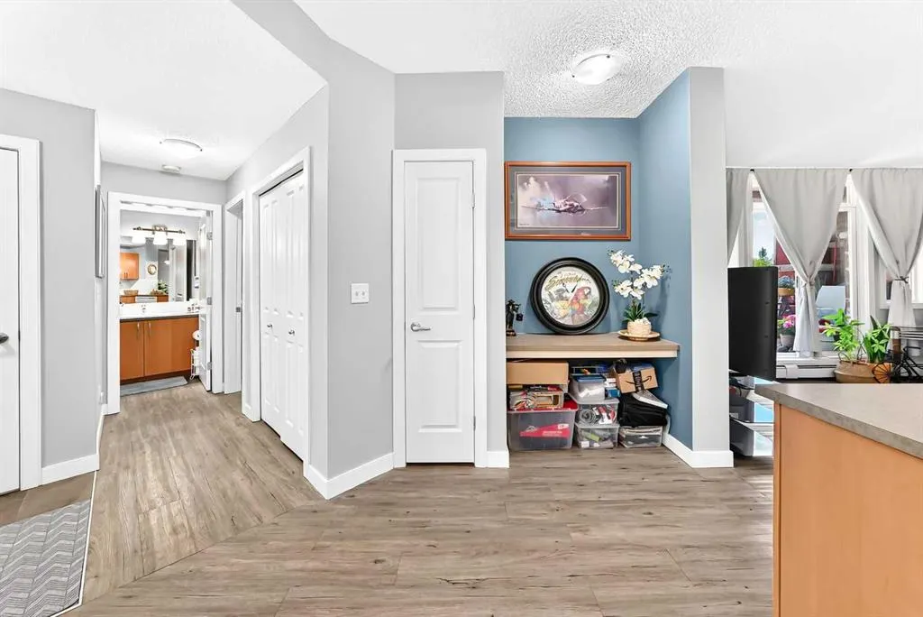 156 Country Village Circle NE #115
