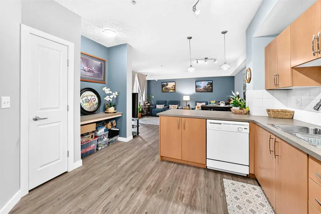 156 Country Village Circle NE #115