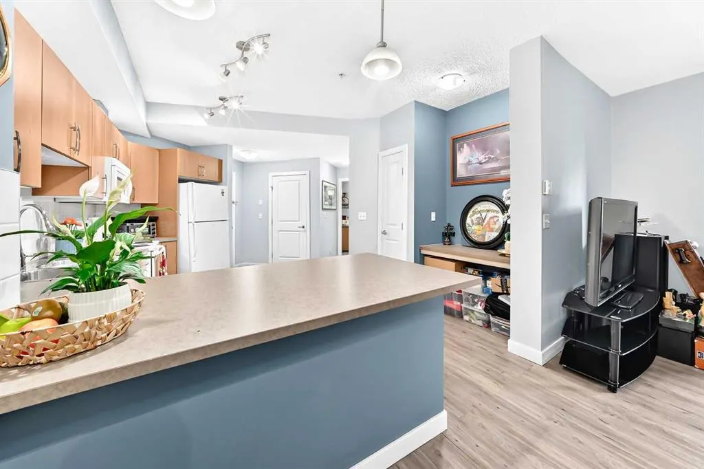 156 Country Village Circle NE #115