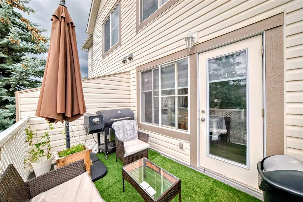 105 COPPERFIELD Lane SE