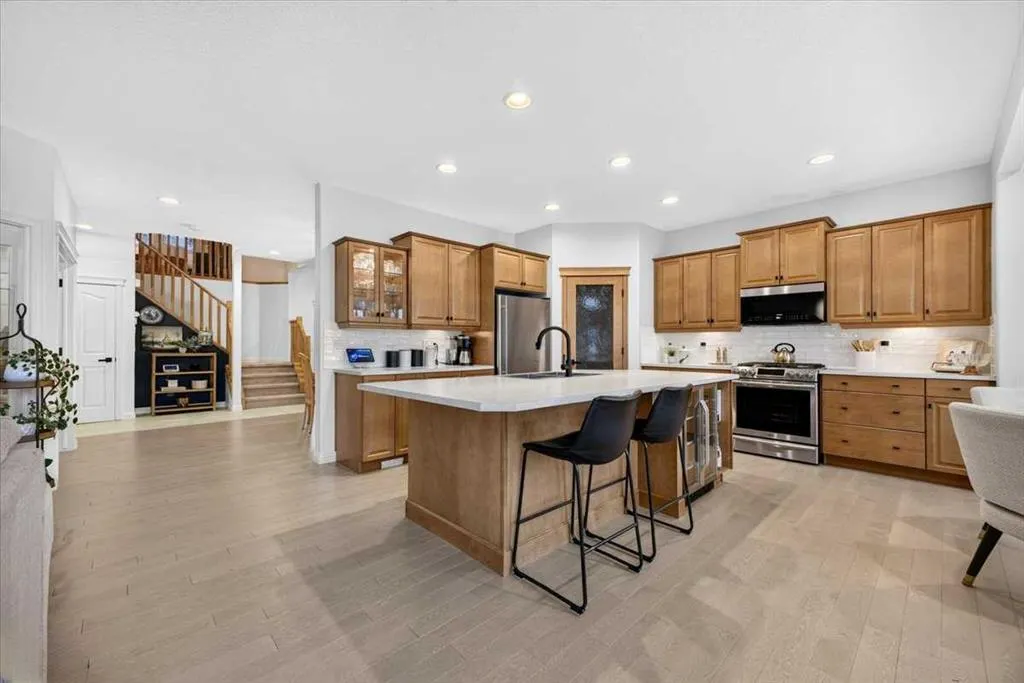 21 Chapalina Rise SE