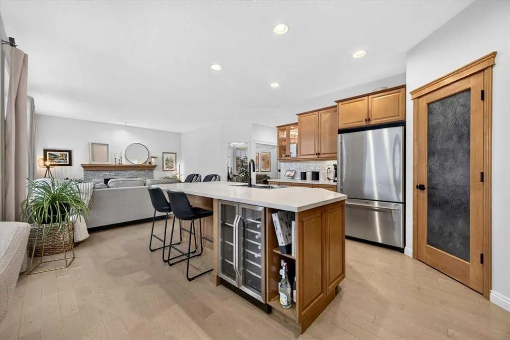 21 Chapalina Rise SE