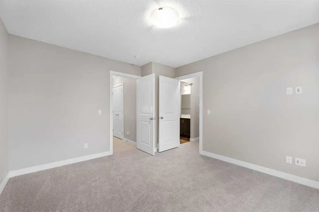 1330 LEGACY Circle SE