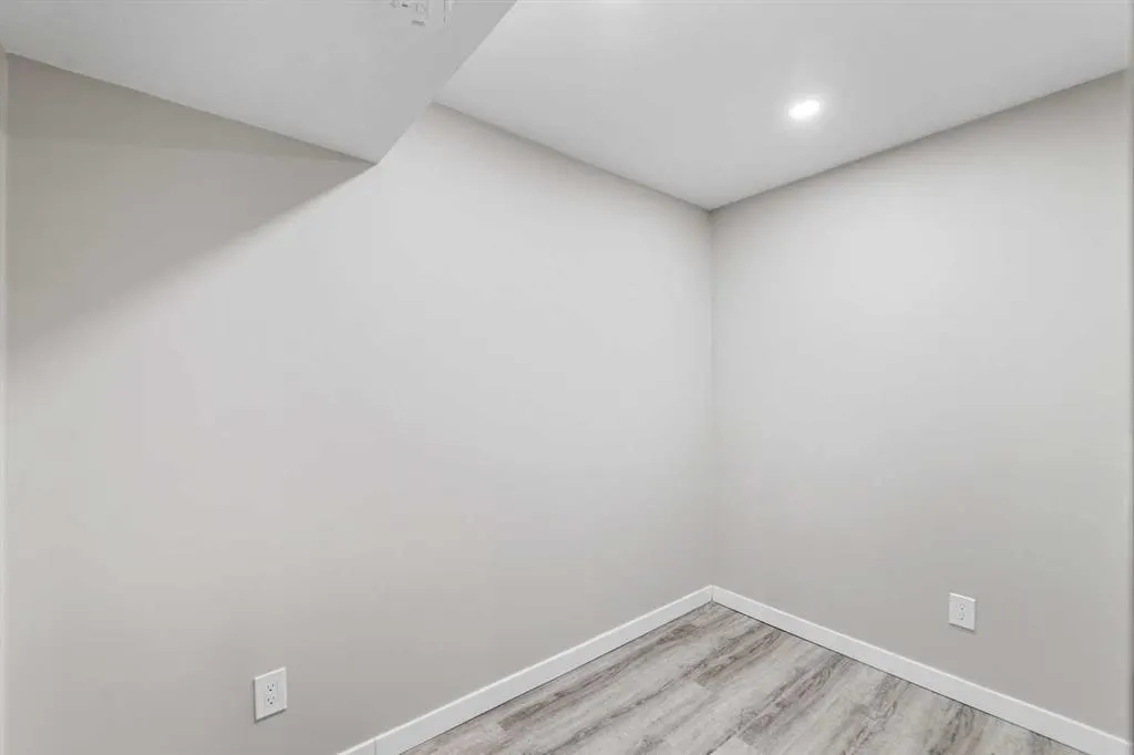 1330 LEGACY Circle SE