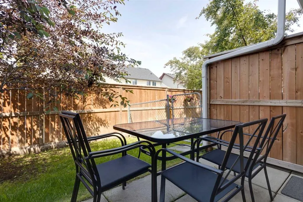 180 Prestwick Acres Lane SE