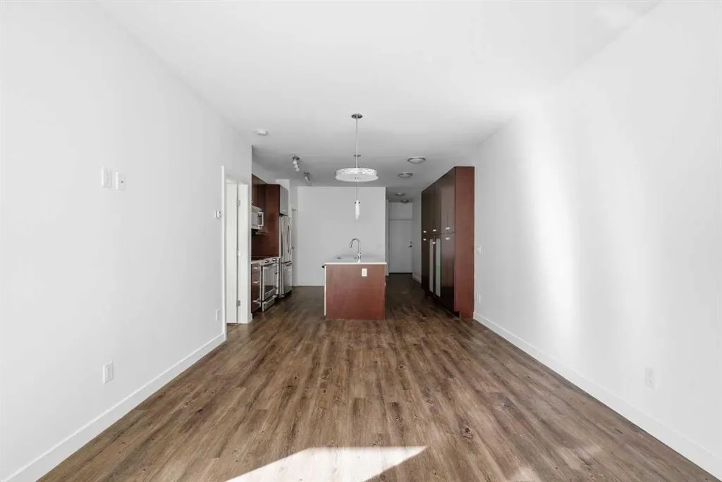 1720 10 Street SW #209