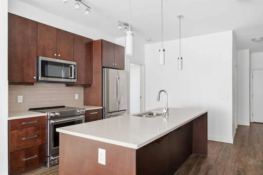 1720 10 Street SW #209