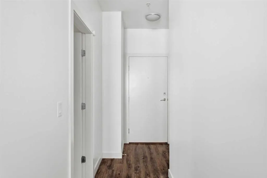 1720 10 Street SW #209
