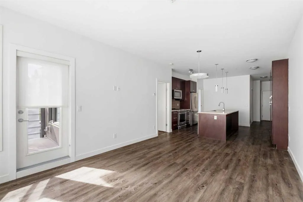 1720 10 Street SW #209