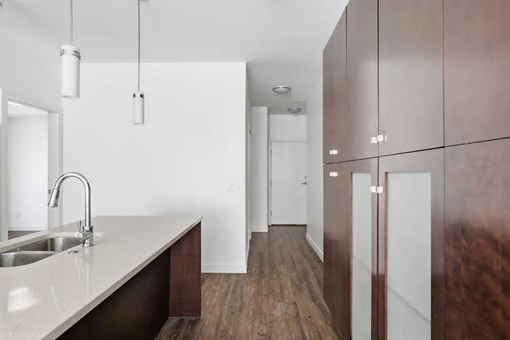 1720 10 Street SW #209