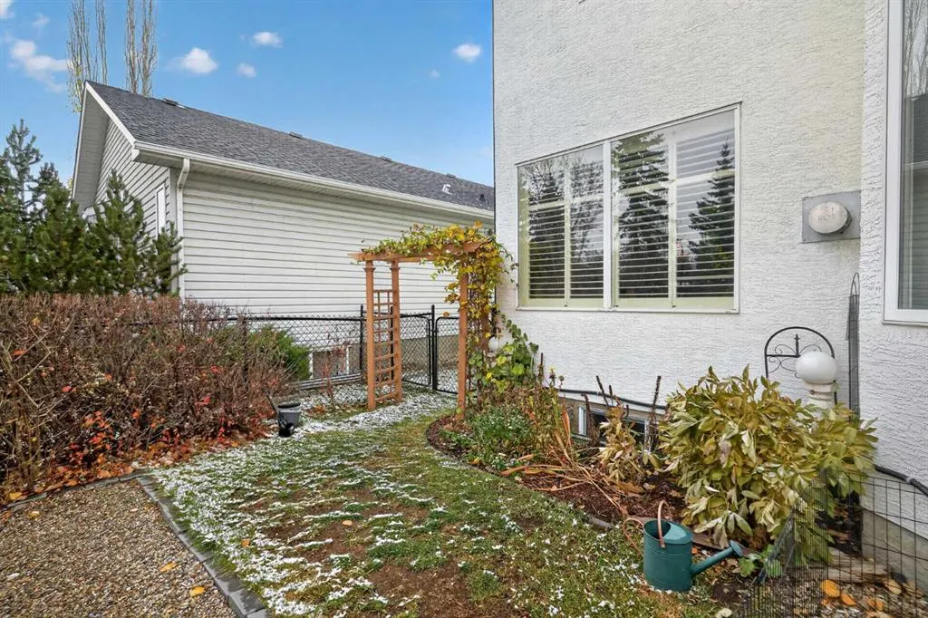 110 Lakeview Shores