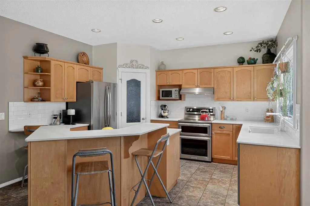 110 Lakeview Shores
