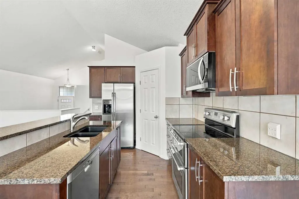 88 Copperstone Gardens SE