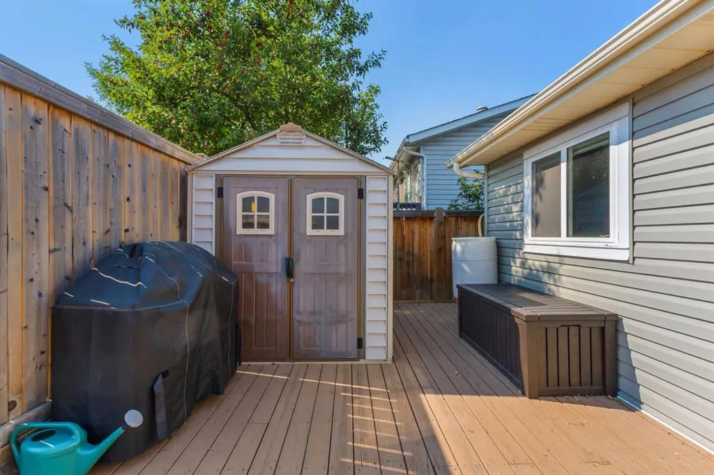 104 Macewan Park Road NW