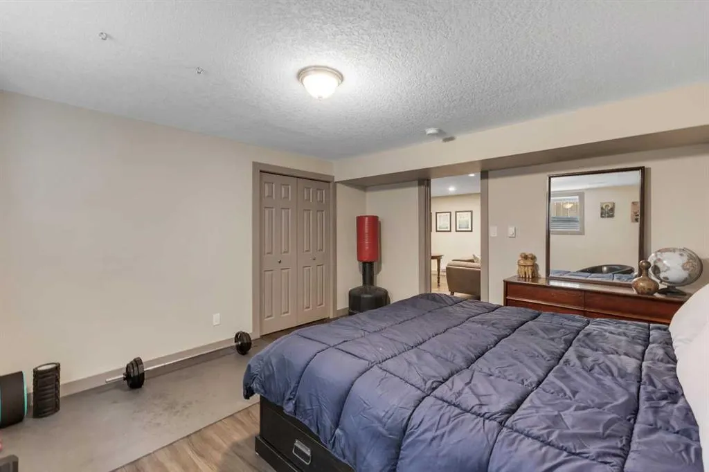 104 Macewan Park Road NW