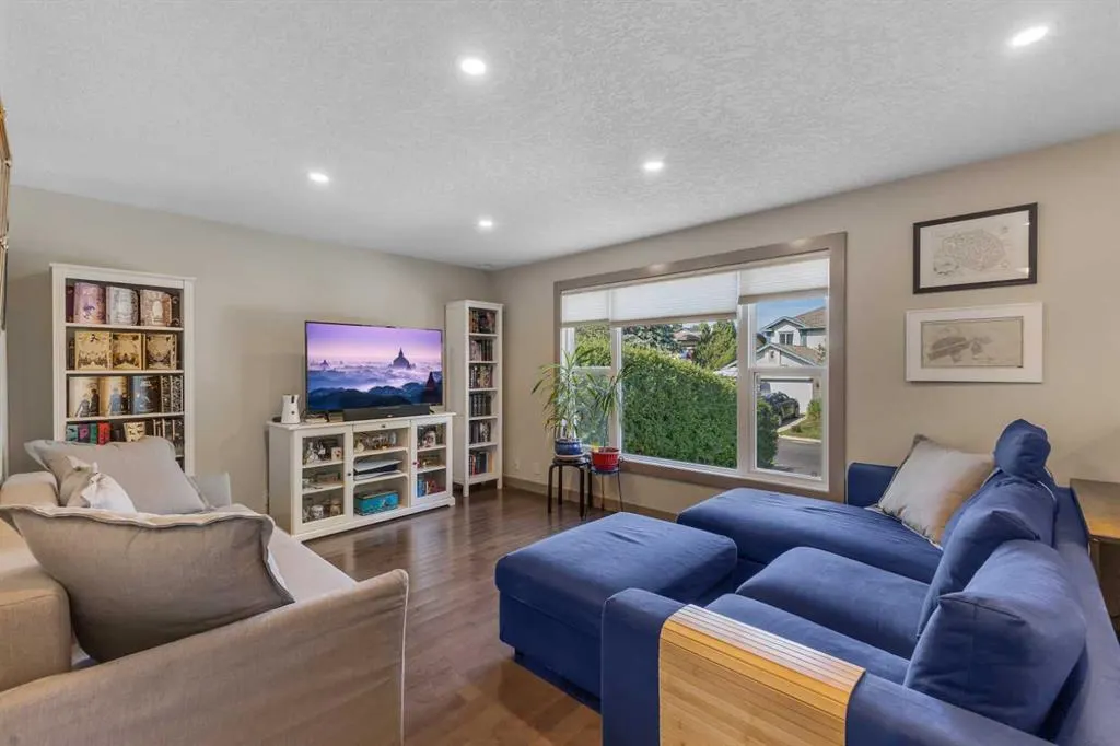 104 Macewan Park Road NW