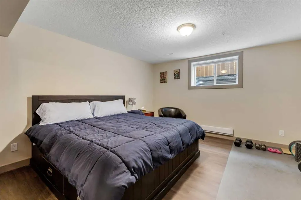 104 Macewan Park Road NW