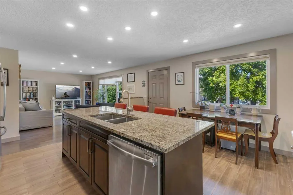 104 Macewan Park Road NW
