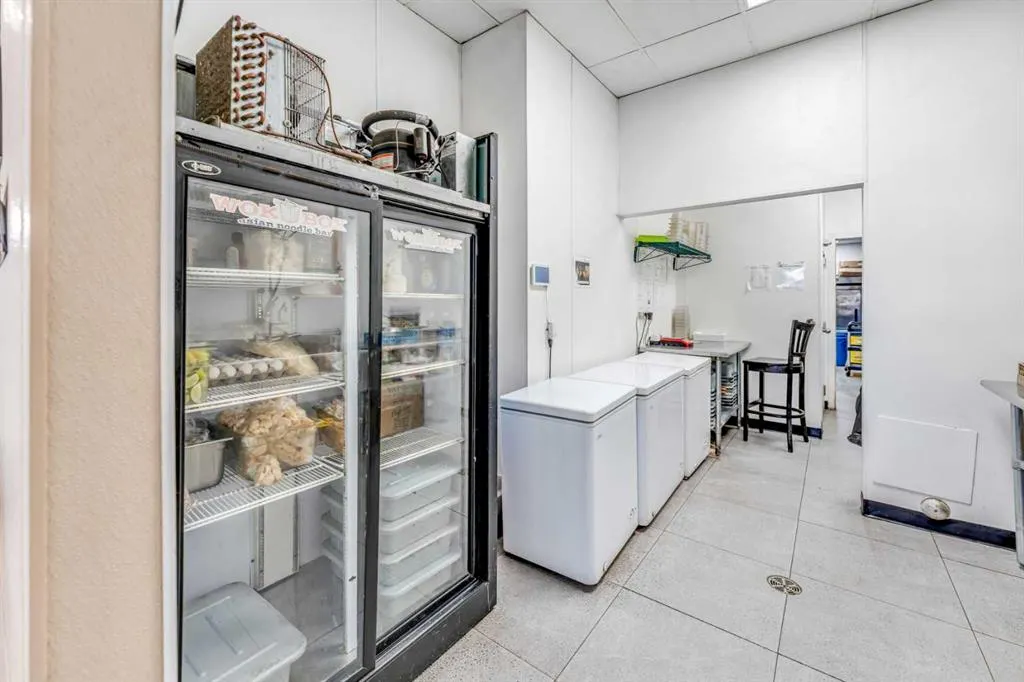 392 St Albert Trail #101