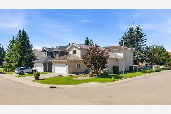 71 Woodpark Close SW
