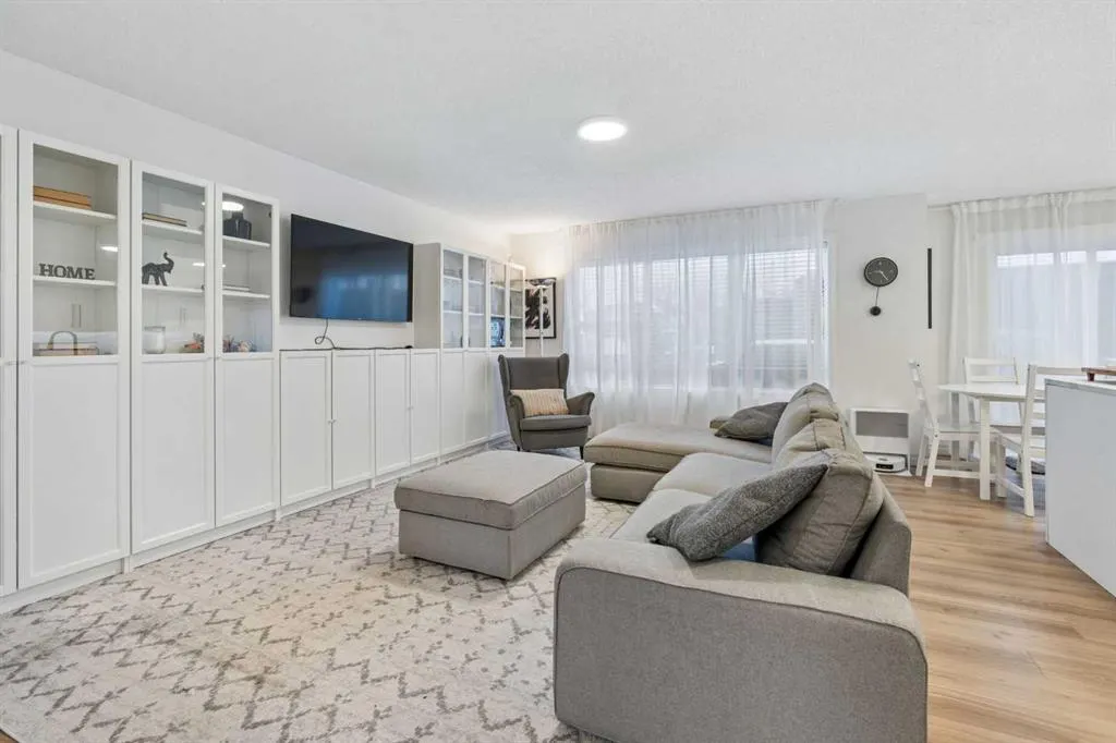 89 Crystalridge Close