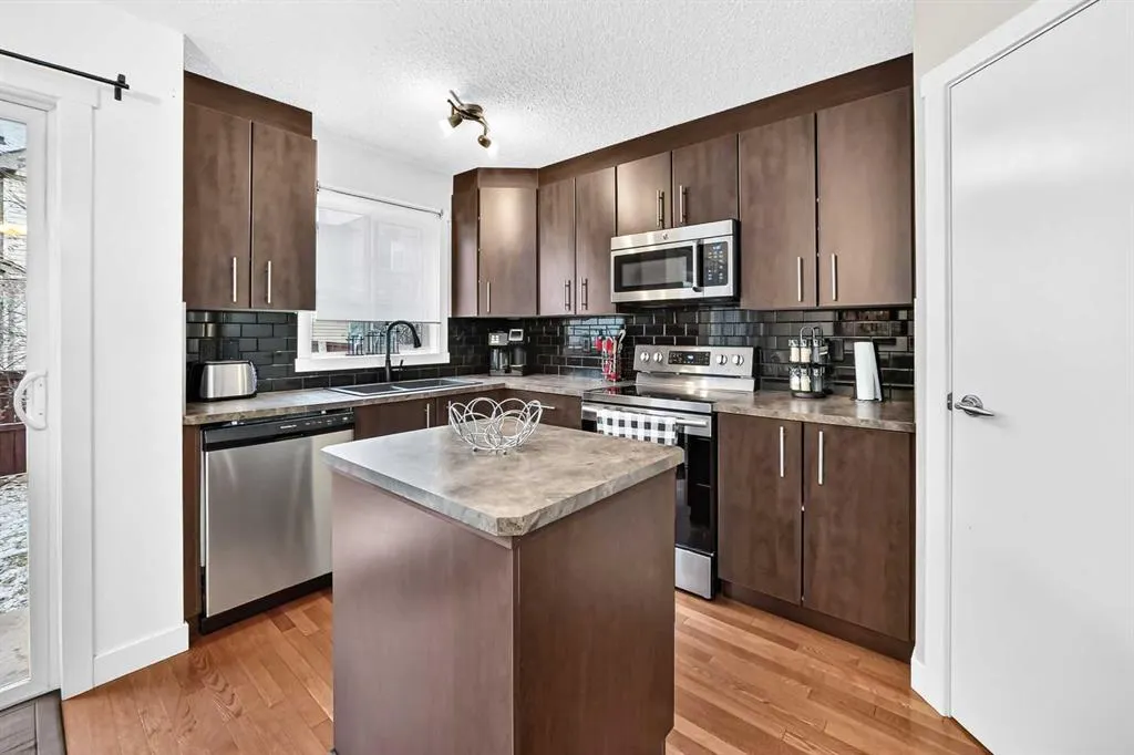 2445 Kingsland Road SE #507