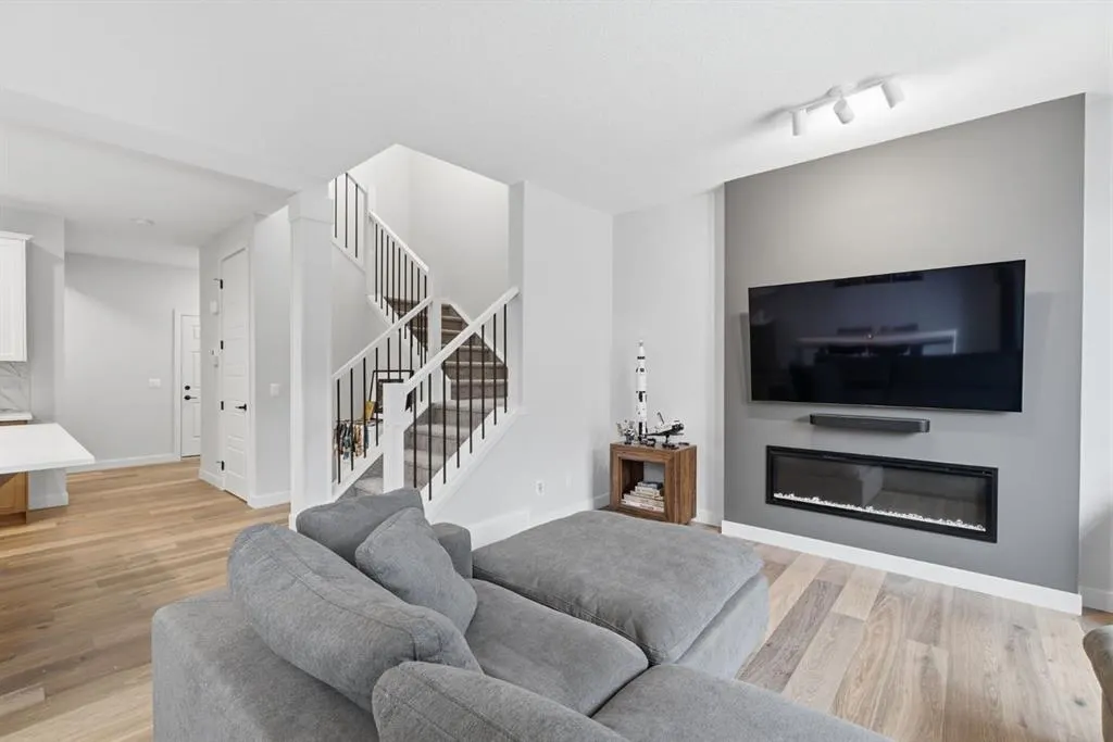 312 Precedence Hill