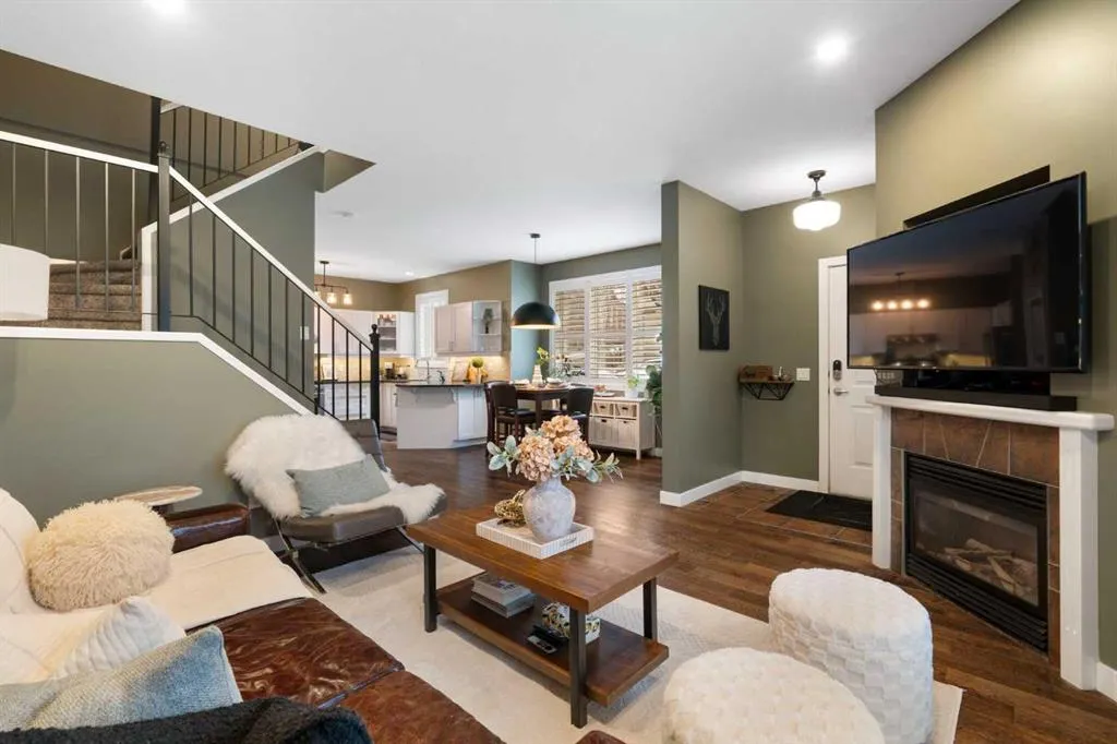 1840 27 Avenue SW #2