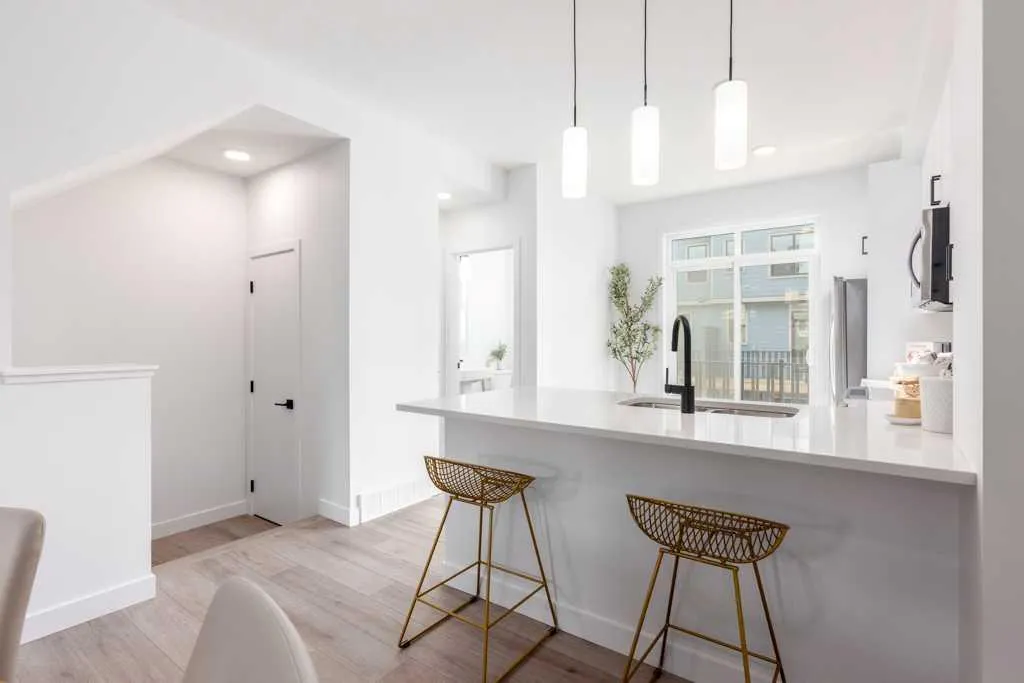 437 Alpine Avenue SW #705
