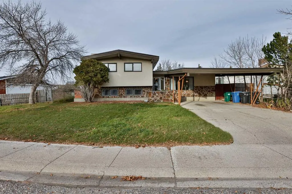 21 Lafayette Crescent