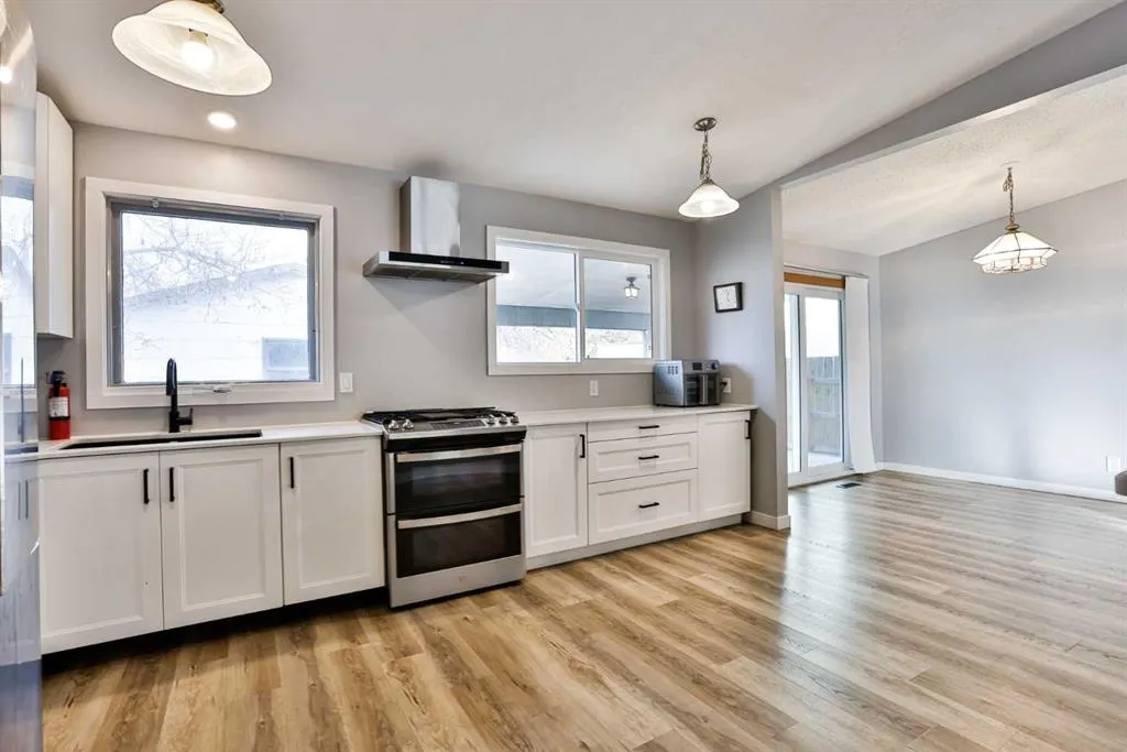 21 Lafayette Crescent