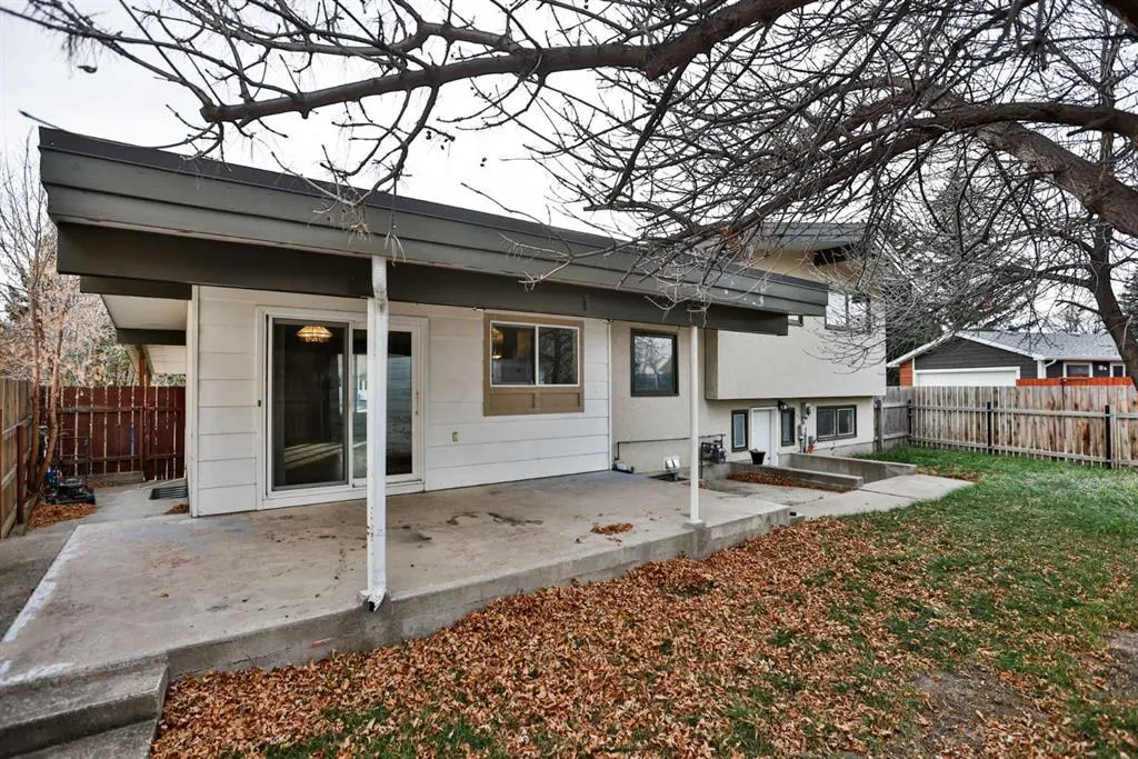 21 Lafayette Crescent