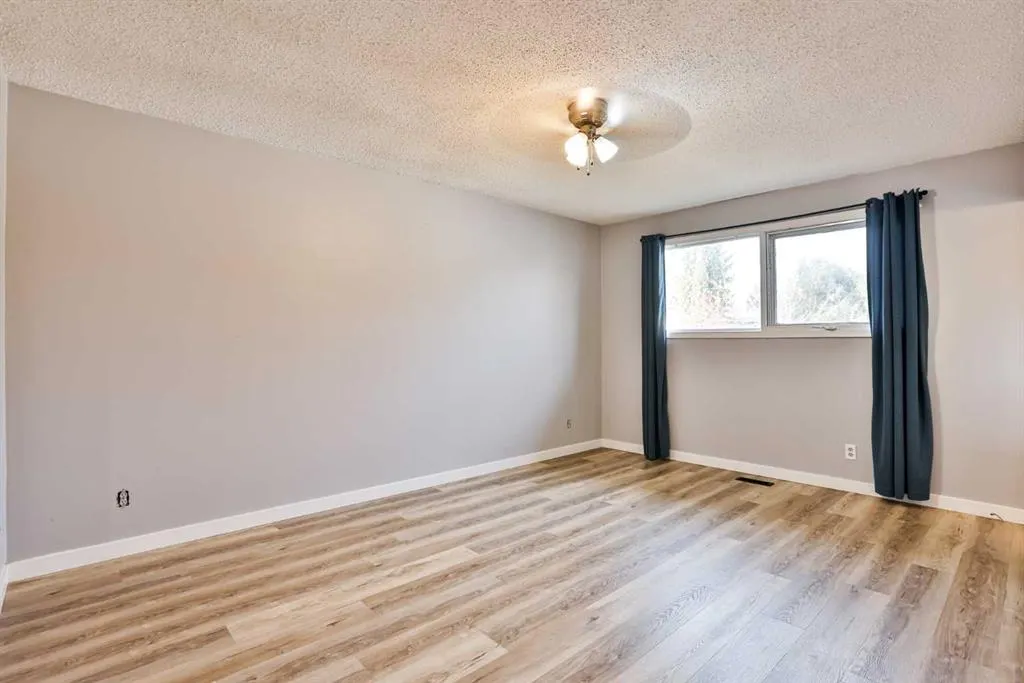 21 Lafayette Crescent
